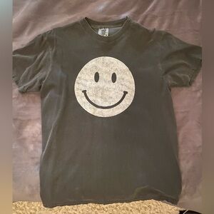 Comfort Colors Smiley shirt